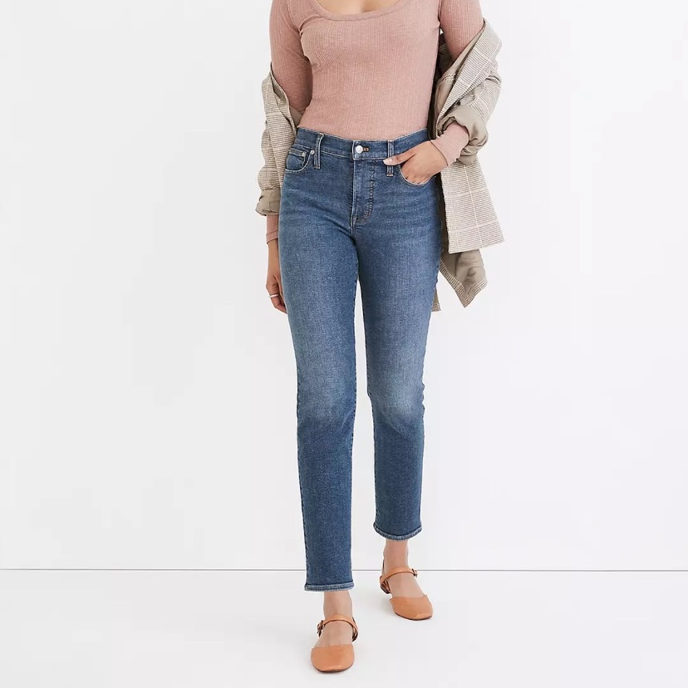 MADEWELL • The Mid-Rise Perfect Vintage Jean in Colwyn Wash NWT Size 32 left :)